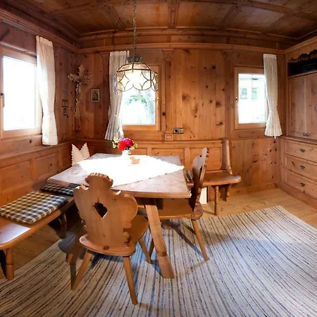 Alpen-chalet-pankraz 木屋