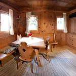 Alpen-chalet-pankraz Alpehytte