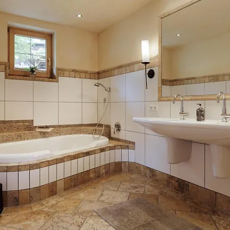 Alpen-chalet-pankraz Dağ evi *